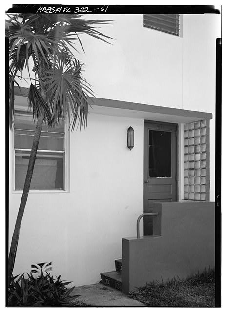 loc-71.-1577-SIXTEENTH-STREET-ENTRANCE-Miami-Beach-Art-Deco-Historic-District-Mi.jpg