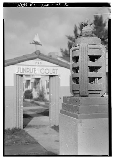 loc-74.-SUNRISE-COURT-APARTMENTS-720-LENOX-AVENUE-DETAIL-OF-LIGHTING-PYLON-Miami.jpg