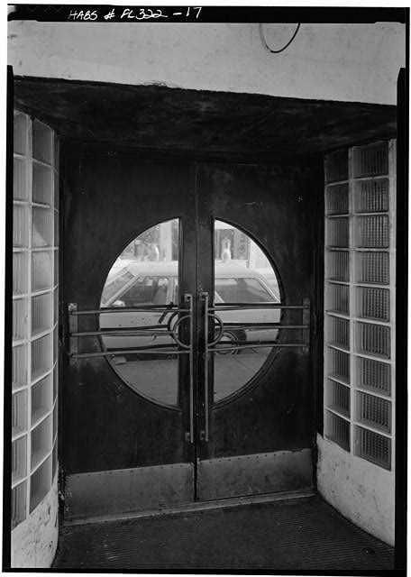 loc-17.-222-FOURTEENTH-STREET-CLUB-DANCE-BAR-ENTRANCE-DETAIL-Miami-Beach-Art-Dec.jpg