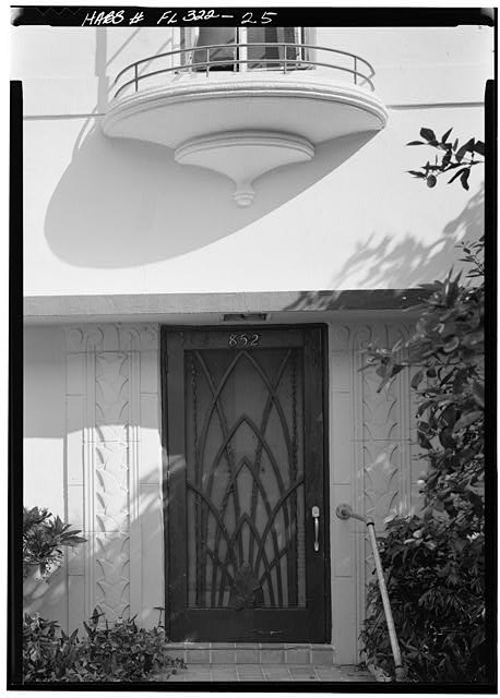 loc-25.-852-JEFFERSON-AVENUE-ENTRANCE-SHOWING-PAPYRUS-MOTIF-SCREEN-Miami-Beach-A.jpg