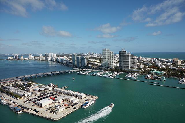 loc-Aerial-view-looking-east-from-Biscayne-Bay-across-Miami-Beach-Florida-to-the.jpg