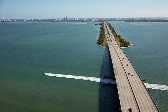 loc-Aerial-view-that-catches-a-speedboat-skimming-under-the-causeway-that-carrie.jpg