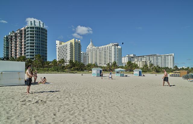 loc-The-trendy-South-Beach-section-of-Miami-Beach-Florida.jpg