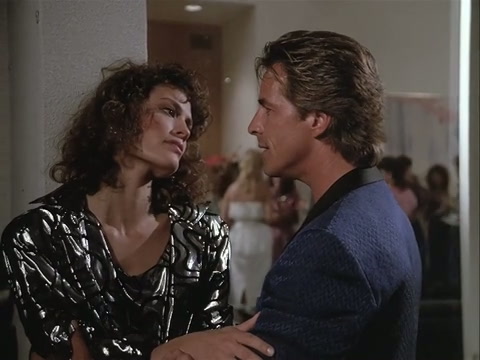 ia-MIAMI-VICE-1984-1990-0-miami-vice-1.thumbs-Miami-Vice-S02E07-Junk-Love_001952.jpg