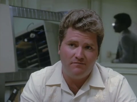 ia-MIAMI-VICE-1984-1990-0-miami-vice-1.thumbs-Miami-Vice-S02E23-Son-and-Lovers_0.jpg