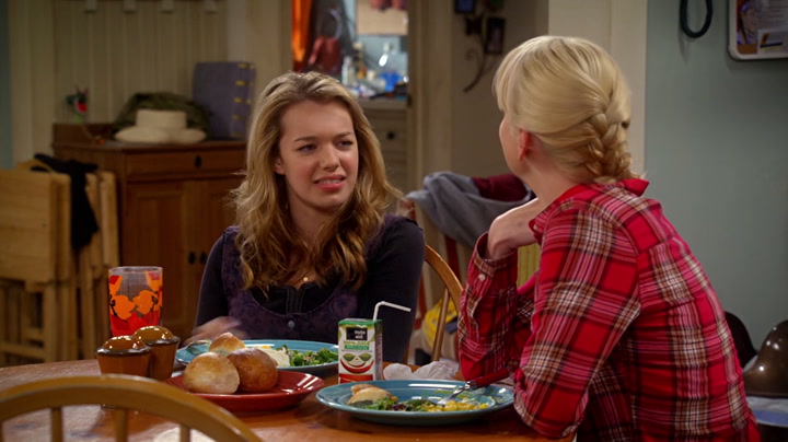 ia-MOM-2013-2021-0-mom.thumbs-Mom-2013-S01E06-Abstinence-and-Pudding_000639.jpg.jpg