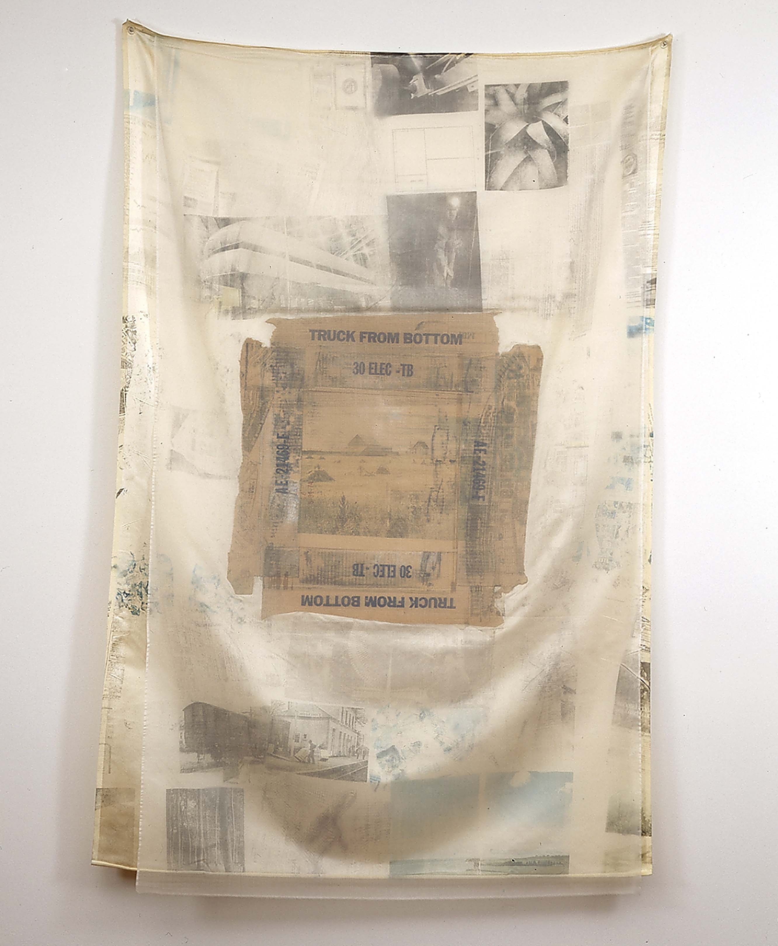 ia-Robert-Rauschenberg-1925-2008-75.054_0.jpg.jpg