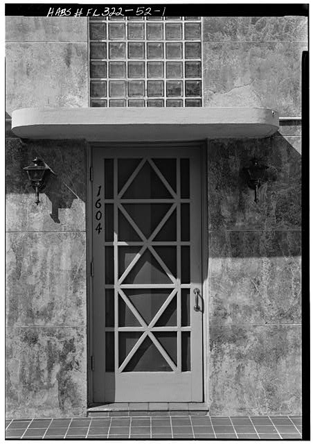 loc-61.-1604-PENNSYLVANIA-AVENUE-COURTYARD-SOUTH-ELEVATION-DETAIL-OF-DOORWAY-Mia.jpg