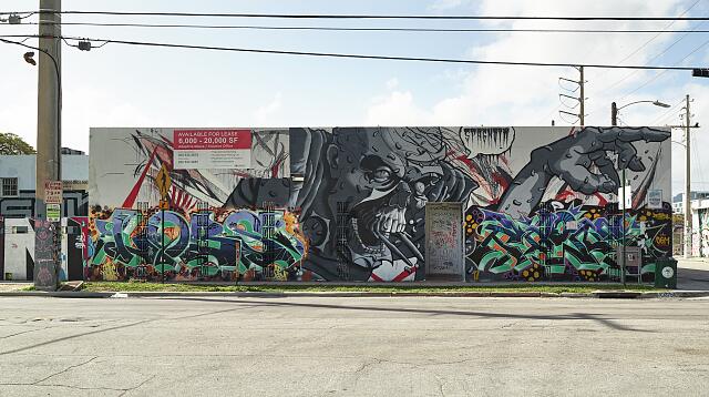 loc-Colorful-mural-in-the-Wynwood-neighborhood-of-Miami-Florida-which-Wikipedia-.jpg