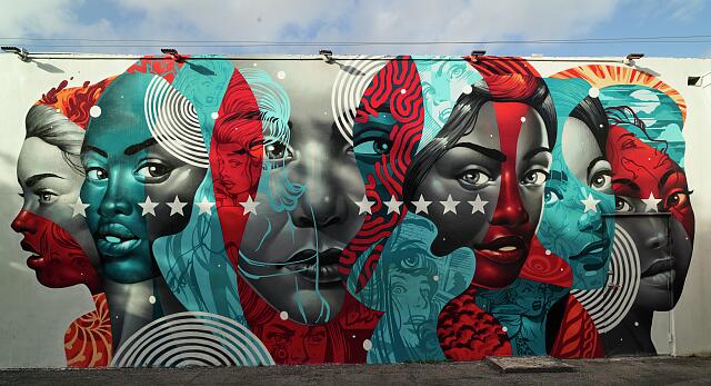 loc-Mural-in-the-Wynwood-neighborhood-of-Miami-Florida-which-Wikipedia-calls-one.jpg