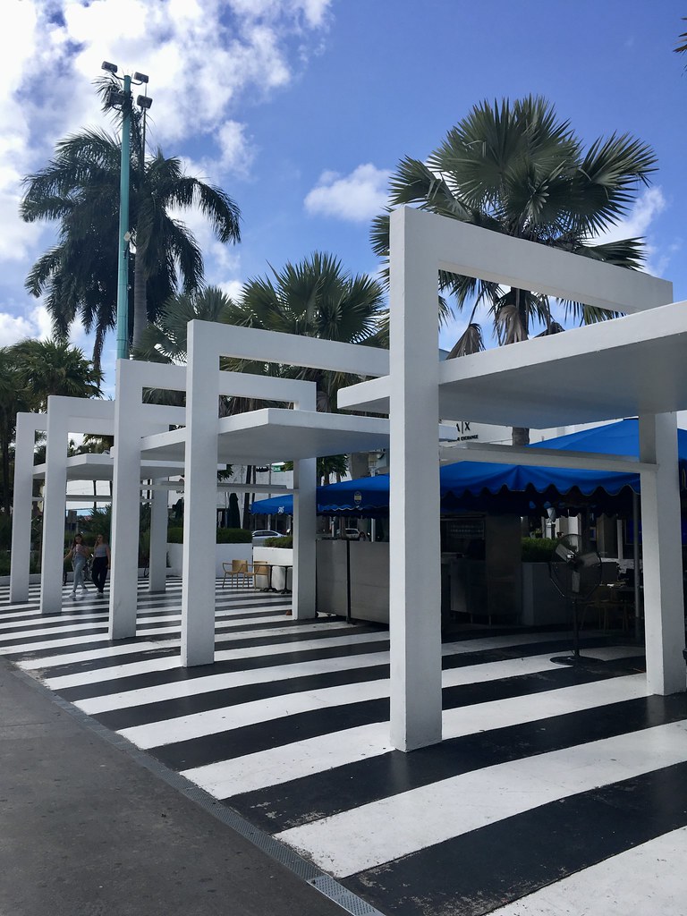 flickr-Lincoln-Road-Miami-Shaded-Walk.jpg