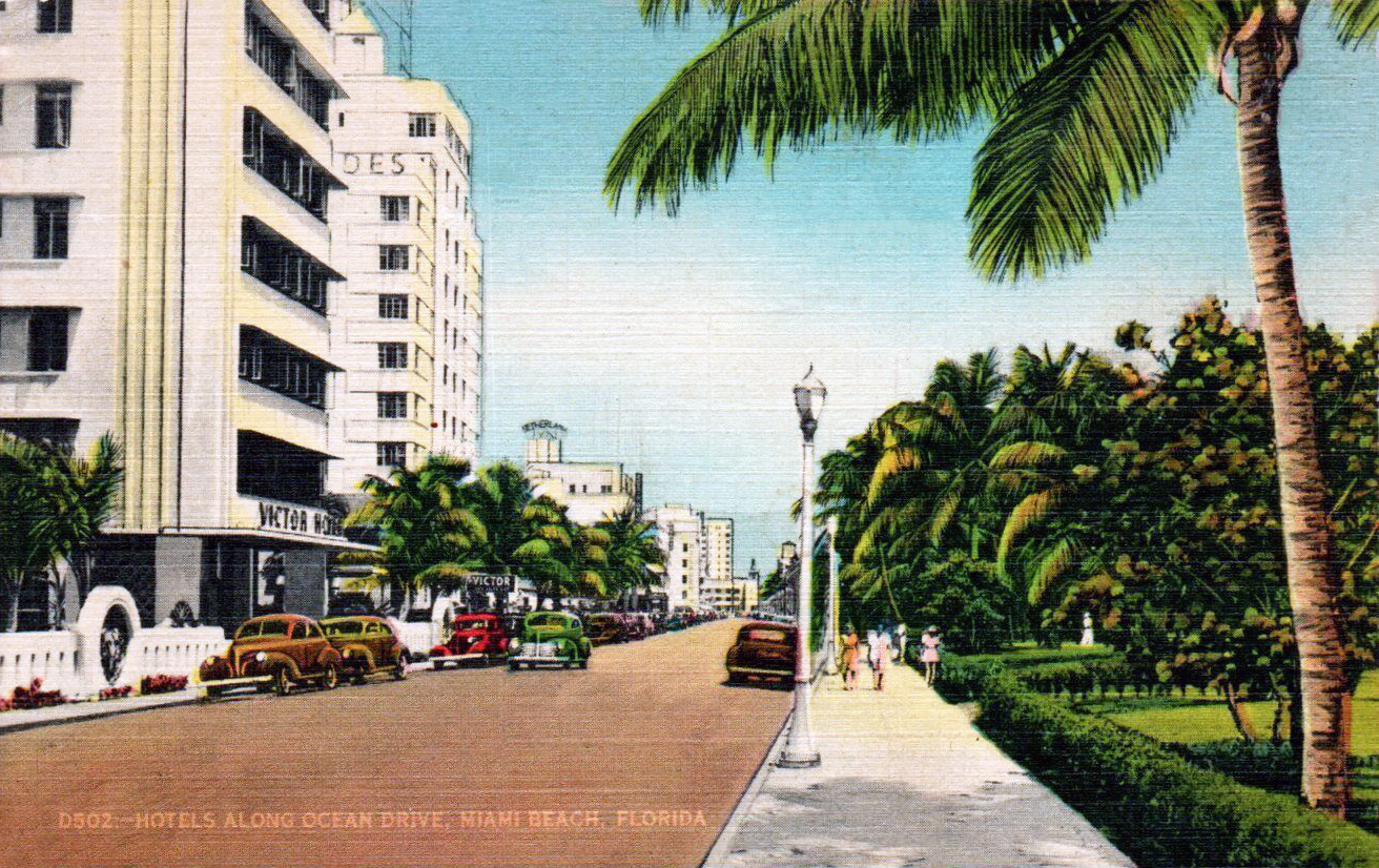 hotels-along-ocean-drive.jpg