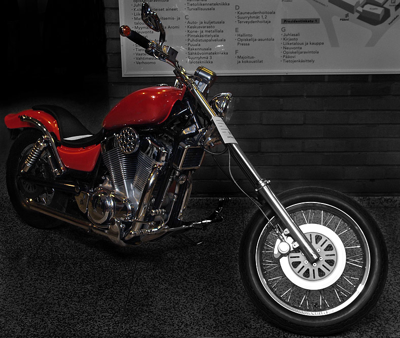 Suzuki_Intruder_1400.jpg