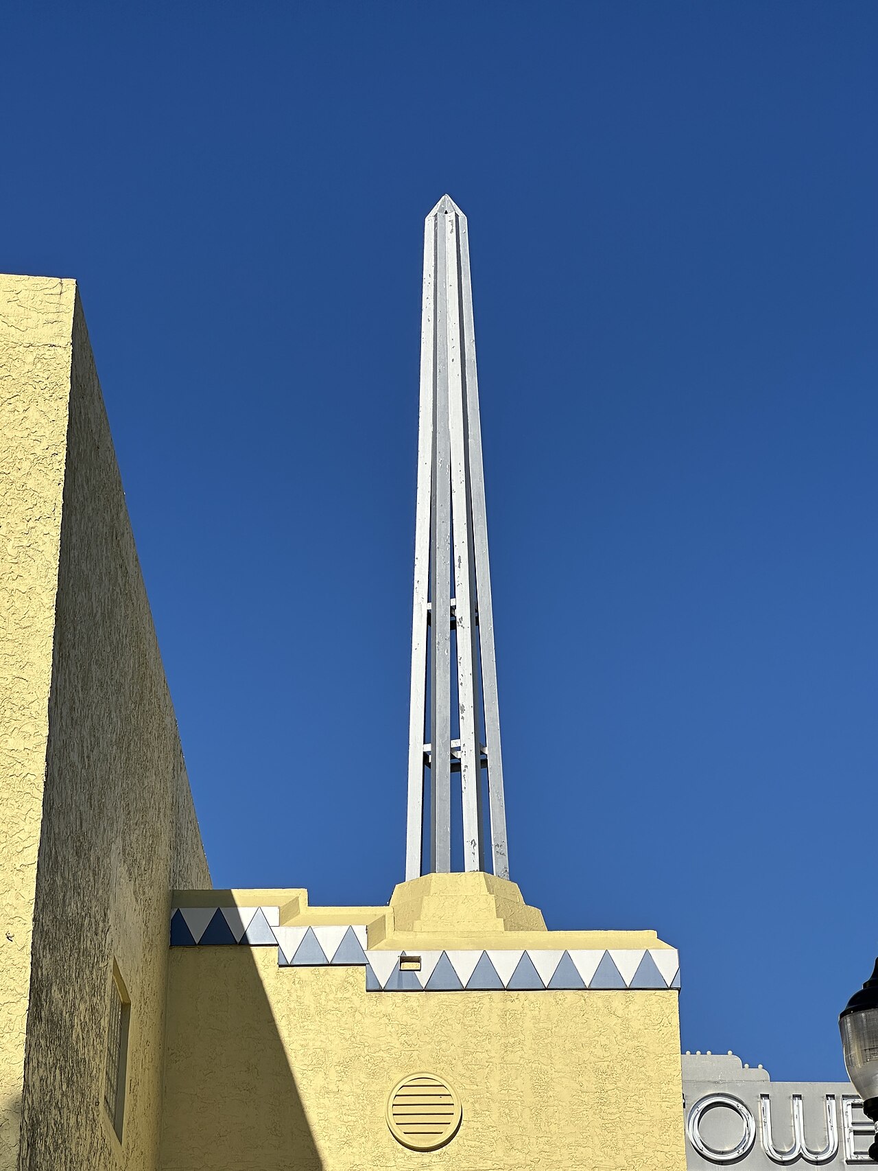 Art_Deco_Tower_Theater_Little_Havana.jpg