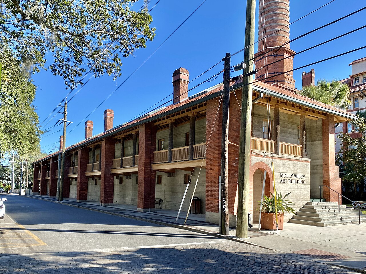 Artist_Studios_Building__Ponce_de_Leon_Hotel__Flagler_College__King_Street__St._Augustine__FL.jpg