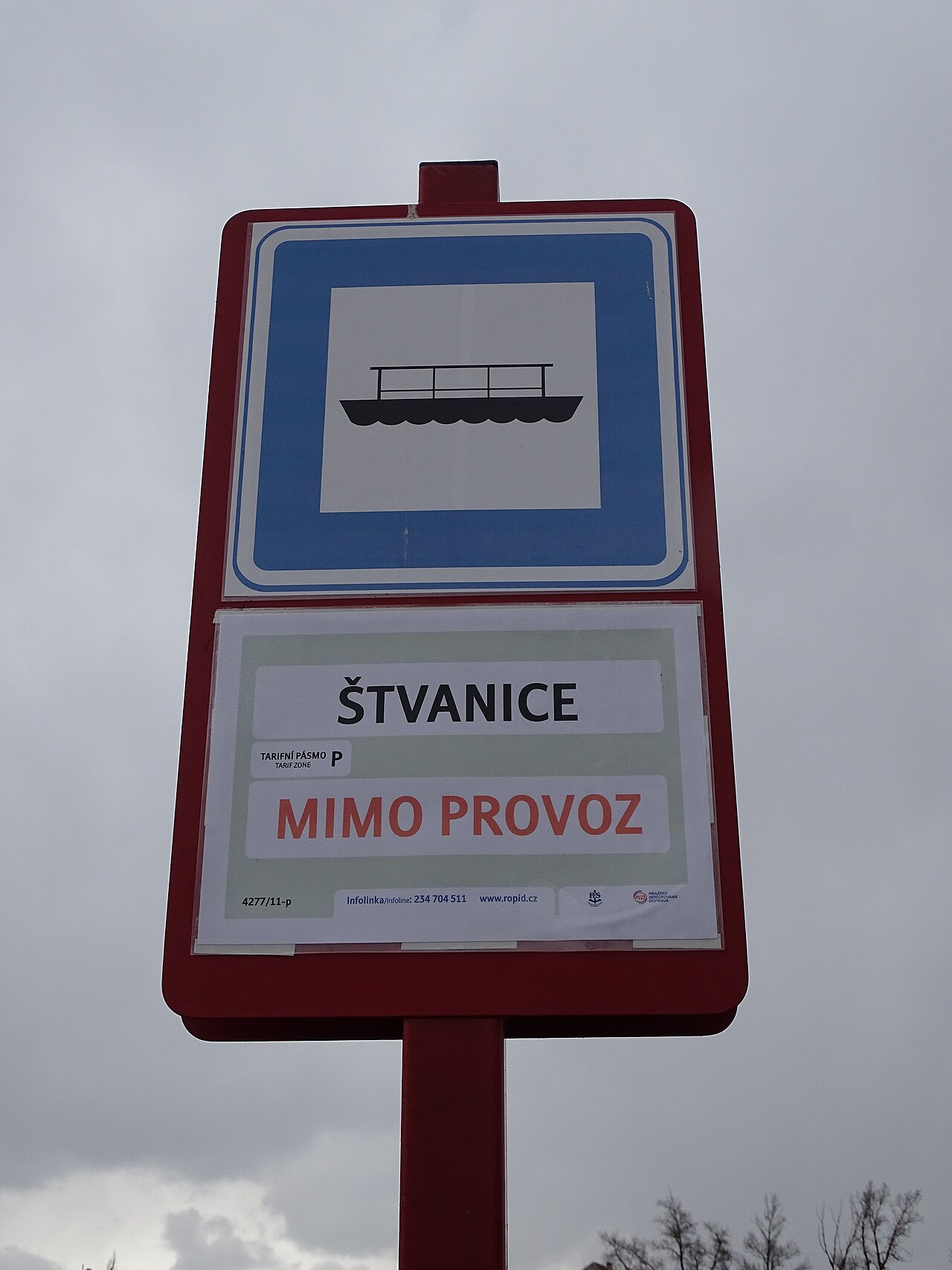 P__stavi_t___tvanice__ozna_en__na_sloupku__mimo_provoz.jpg