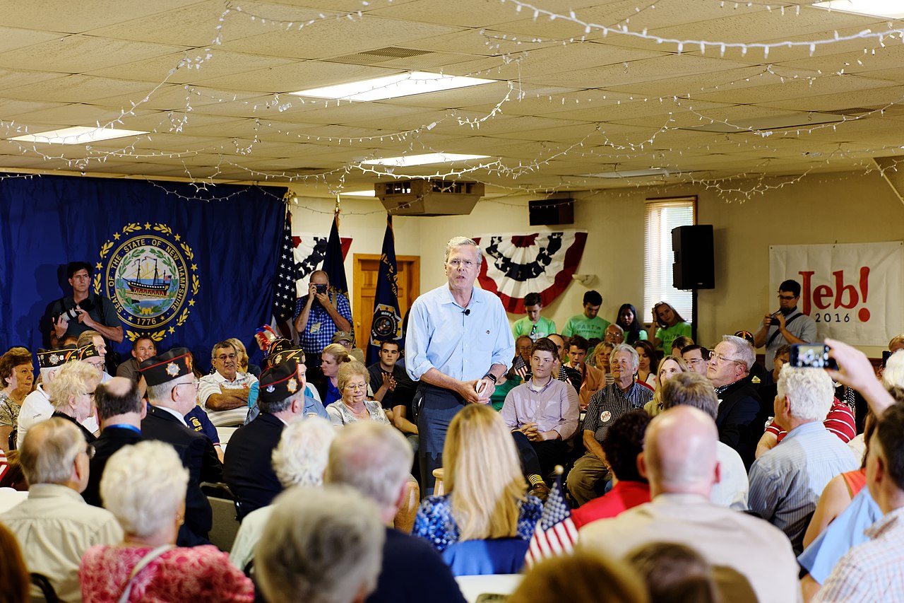 Governor_of_Florida_Jeb_Bush_at_VFW_in_Hudson__New_Hampshire__July_8th__2015_by_Michael_Vadon_13.jpg