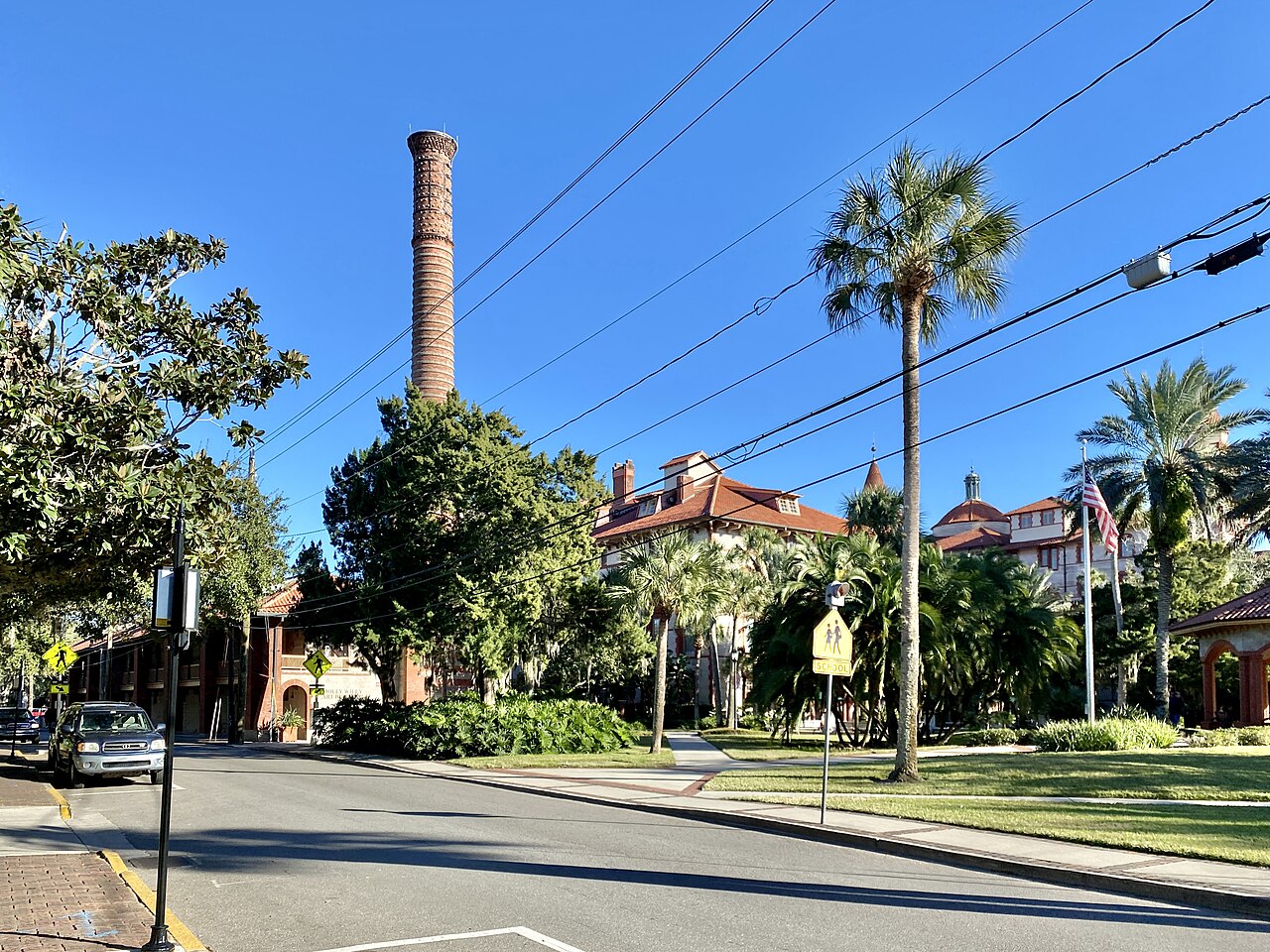 Ponce_de_Leon_Hotel_from_Valencia_Street__St._Augustine__FL.jpg