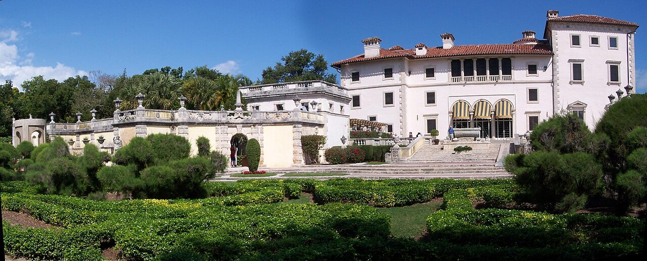 Vizcaya_from_south_gardens.JPG
