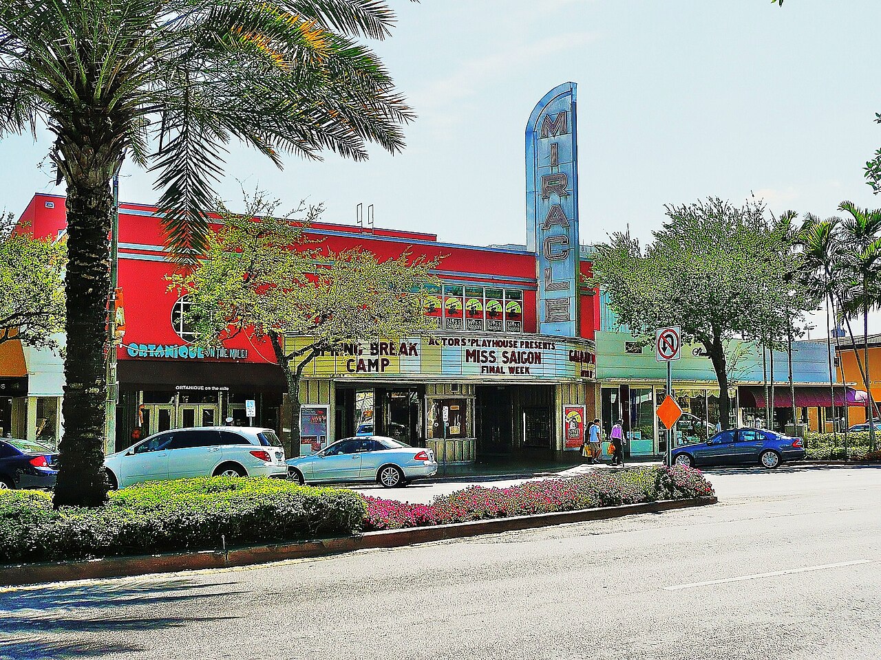 Miracle_Theater_in_Coral_Gables_20100403.jpg
