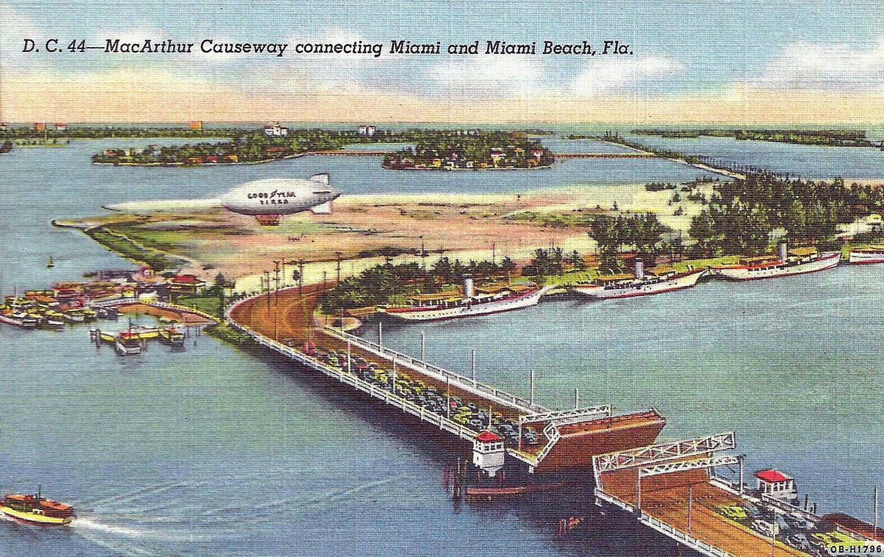 MacArthur_Causeway_connecting_Miami_and_Miami_Beach.jpg