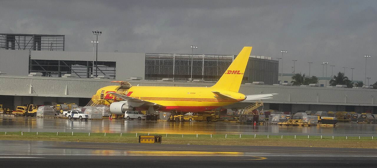 ABX_Air_B767-281_SF___N792AX__MSN_110__04_1985___as_GB_601_Cincinnati__CVG__-_Miami__MIA___16766026863_.jpg