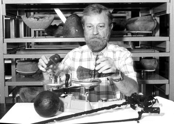 George_R._Fischer_works_in_the_Southeast_Archaeological_Center_-_Tallahassee__Florida.jpg