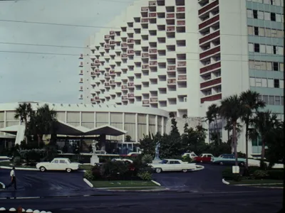 ia-Hotel-in-Miami-Beach-Florida-1960s-2.JPG.JPG