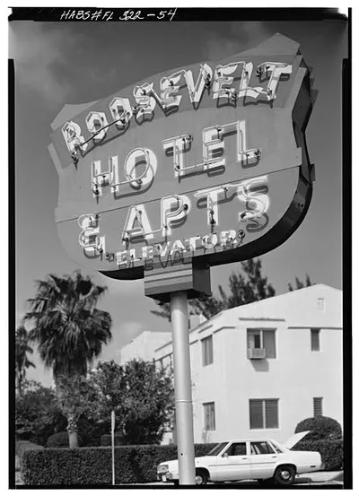 loc-64.-ROOSEVELT-HOTEL-AND-APARTMENTS-1255-PENNSYLVANIA-AVENUE-NEON-SIGN-Miami-.jpg