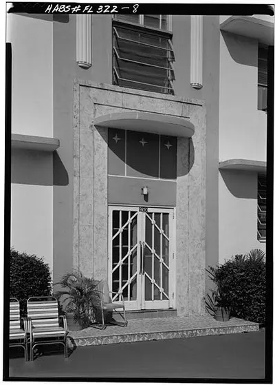 loc-8.-CORONET-APARTMENTS-900-JEFFERSON-AVENUE-ENTRANCE-Miami-Beach-Art-Deco-His.jpg