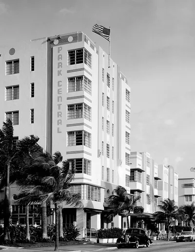 loc-Art-Deco-building-in-Miami-Beach-Florida.jpg