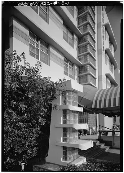 loc-Bancroft-Hotel-Apartments-1501-Collins-Avenue-Miami-Miami-Dade-County-FL.jpg