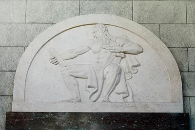 loc-Sculpture-Wisdom-and-Courage-at-the-David-W.-Dyer-Federal-Building-and-Court.jpg