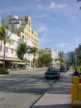 Miami-ocean-drive.jpg.jpg