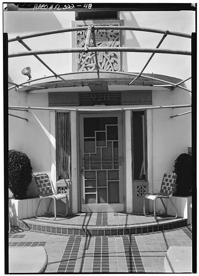 loc-53.-920-PENNSYLVANIA-AVENUE-EAST-ELEVATION-ENTRANCE-DETAIL-Miami-Beach-Art-D.jpg