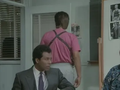 ia-MIAMI-VICE-1984-1990-0-miami-vice-1.thumbs-Miami-Vice-S03E22-Viking-Bikers-fr.jpg