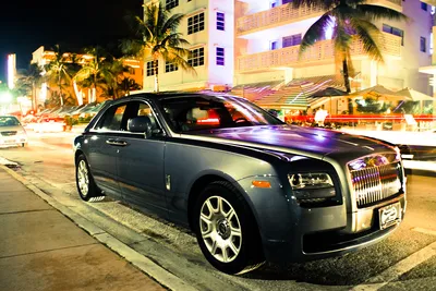 rolls-royce-miami-nightlife.jpg