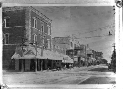 Corner_of_Avenue_D_and_Twelfth_Street__later_known_as_Miami_Avenue_and_Flagler_Street__and_Budges_Hardware_Store