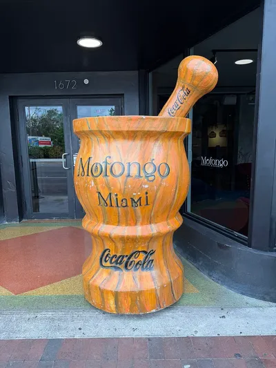 Giant_Mortar___Pestle_Mofongo_Restaurant_Little_Havana