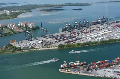 Port_of_Miami_Florida.jpg