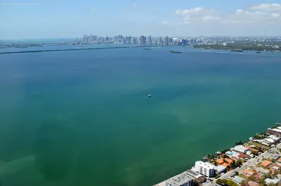 Biscayne_Bay__Miami.