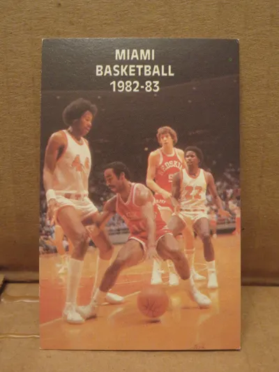 MIAMI_OF_OHIO_1982-1983_MENS_BASKETBALL_POCKET_SCHEDULE_--_donna59bob