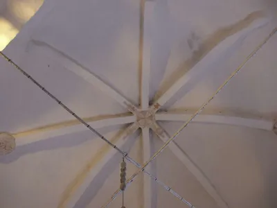 Ribbvalv_i_Kulla_kyrka__Kulla_socken__Uppland_december_2002