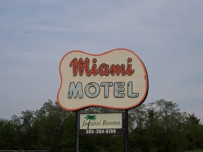 miami_motel_canandaigua