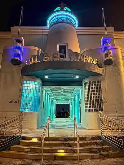 Dockmaster_Building__Bill_Bird_Marina__Haulover_Park__10800_Collins_Avenue__Miami__Florida__USA___Dedicated__June_2010___Architect__Arlotta__Bazo___Associates__Inc.__Floors__02___Building_size__7_300-