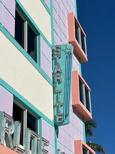 Starlite_Hotel_Sign_Ocean_Drive