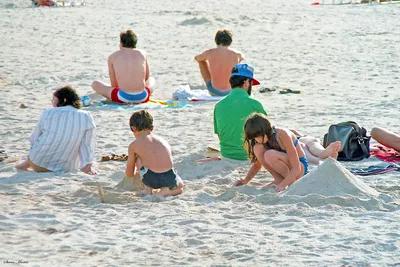 Hollywood_Beach_Scene__1984