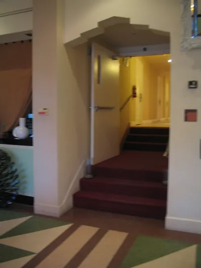 Hotel_Astor_-_The_Complete_Deco_Package_IMG_3408