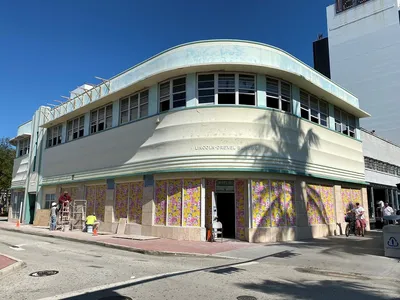 Lincoln_Drexel_Building_Restoration