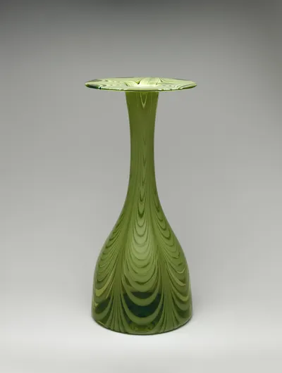 Clutha_vase